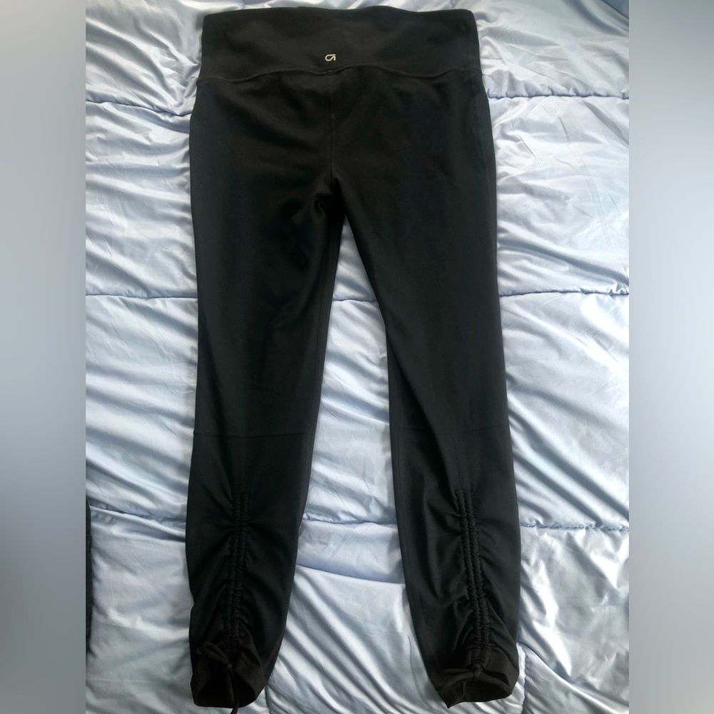 GapFit Under Belly Maternity Leggings